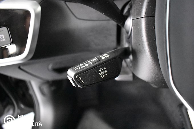 AUDI A6 Avant 40 2.0 TDI quattro ultra S tronic Business